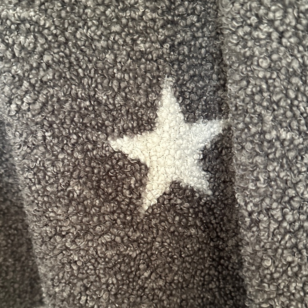Gray Star Pattern Sweater - Picture 2 of 4